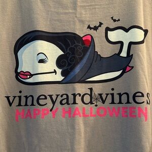 Woman’s Vinyard vines long sleeve NWT size large T-shirt Halloween